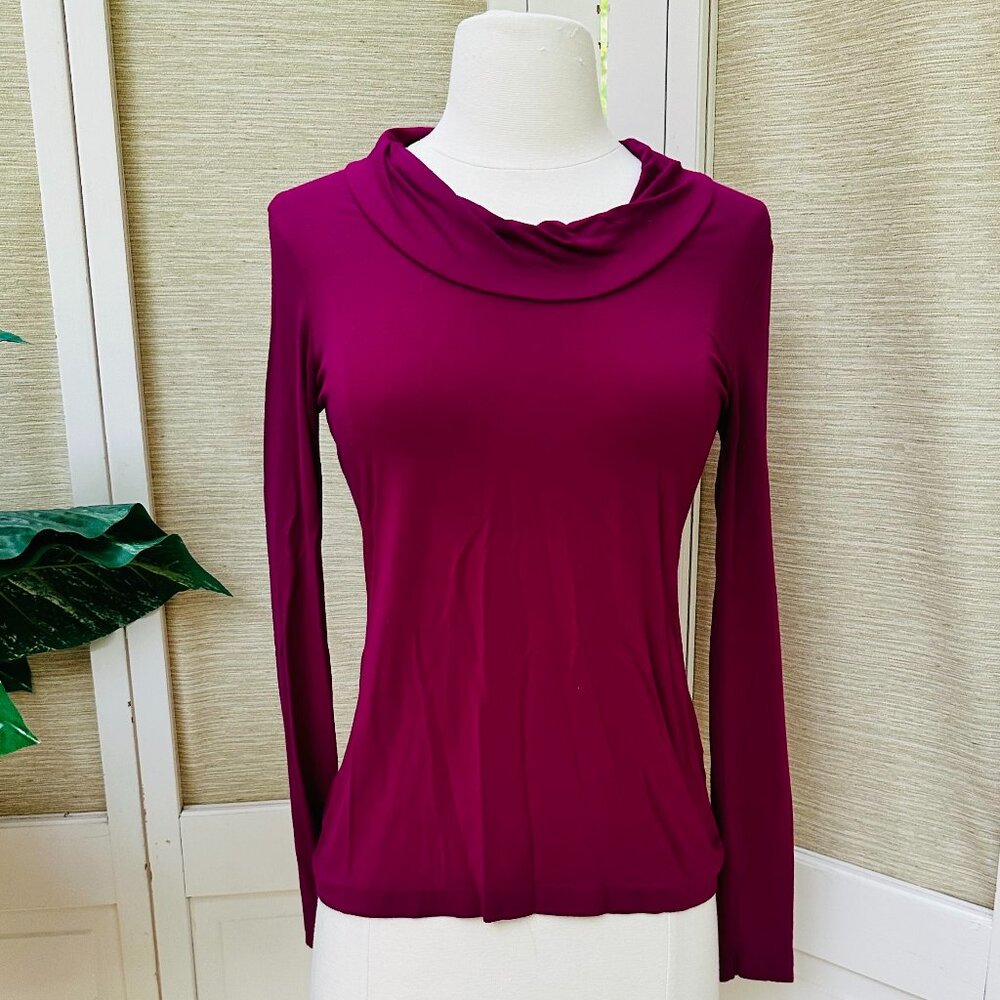 Banana Republic Long Sleeved Top Twisted Neckline Magenta Burgandy Purple SP